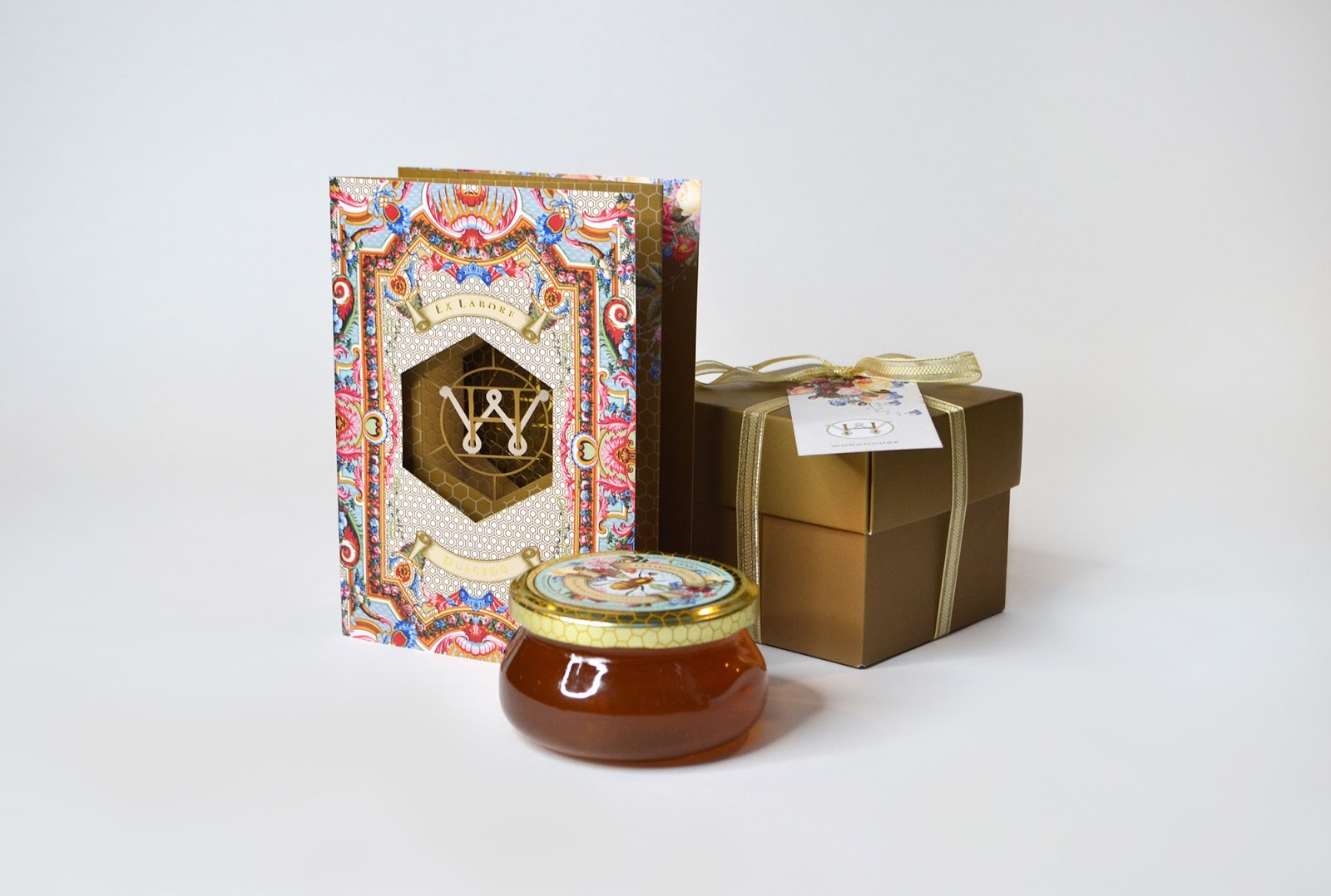 高端精美的蜂蜜禮盒包裝設(shè)計(jì)(圖1) 高端精美的蜂蜜禮盒包裝設(shè)計(jì)(圖1)