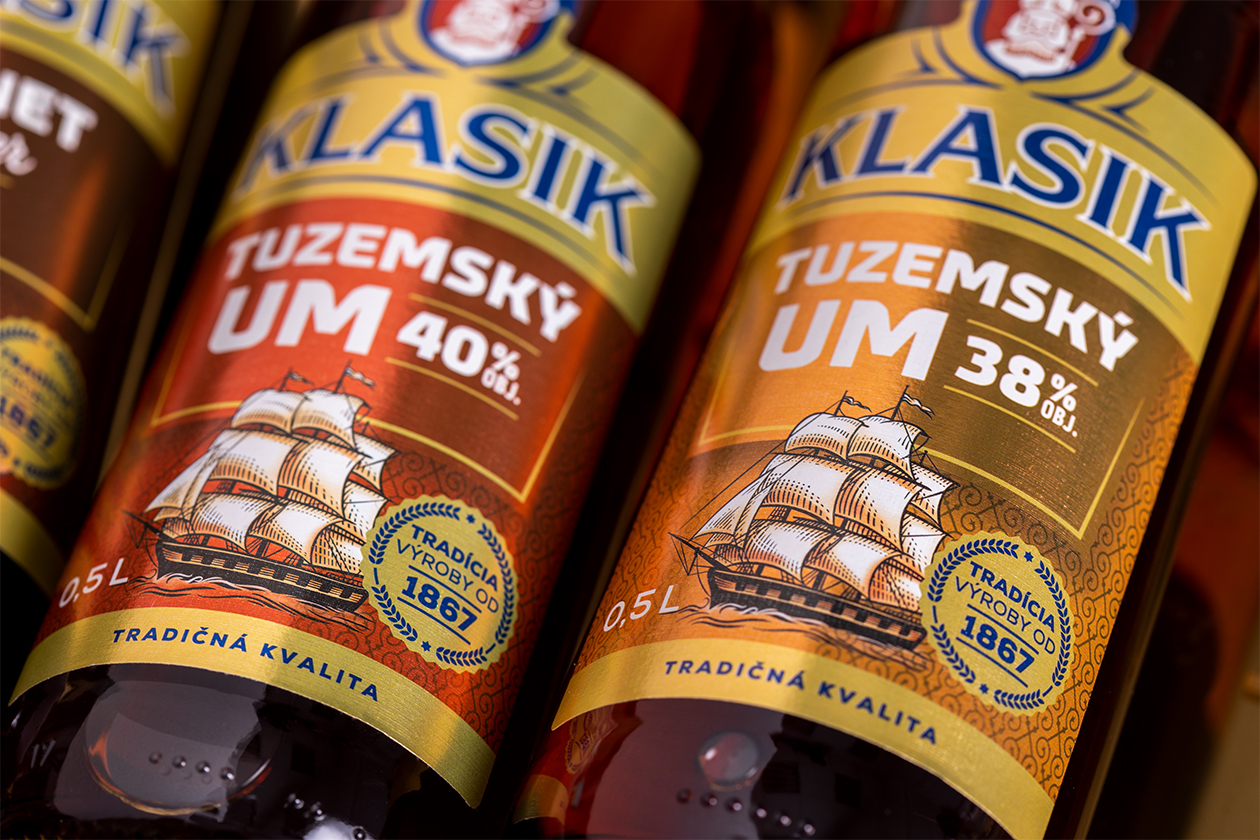 時尚年輕有活力的果酒包裝設計(圖5) 時尚年輕有活力的果酒包裝設計(圖5)