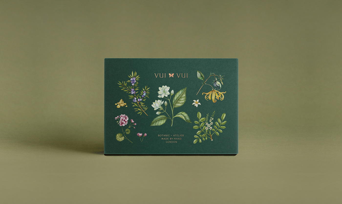 能讓人想起傳統(tǒng)的植物學(xué)書(shū)籍的護(hù)膚品包裝設(shè)計(jì)(圖3)