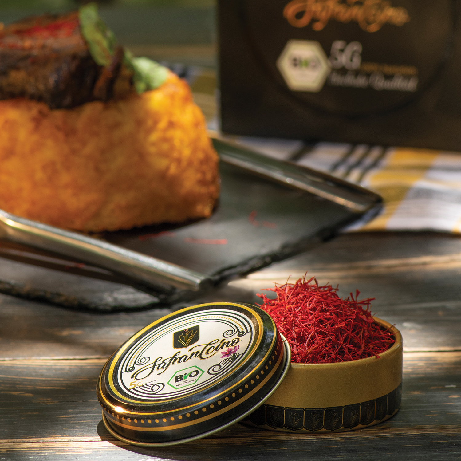 硬盒藏紅花包裝這樣設(shè)計(jì)很奢華(圖3) 硬盒藏紅花包裝這樣設(shè)計(jì)很奢華(圖3)