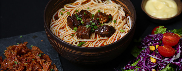 霸蠻品牌故事-logo設(shè)計(jì)分析(圖1) 霸蠻品牌故事-logo設(shè)計(jì)分析(圖1)