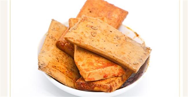 川辣妹品牌logo與食品包裝設(shè)計欣賞(圖3)