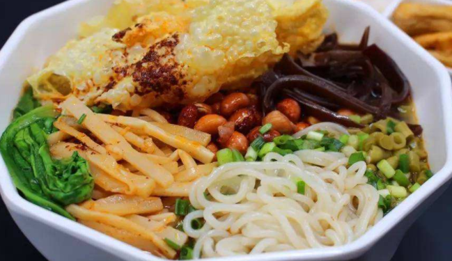 臻歡螺螺螄粉 臻歡螺螺螄粉品牌logo與食品包裝設(shè)計欣賞(圖2)