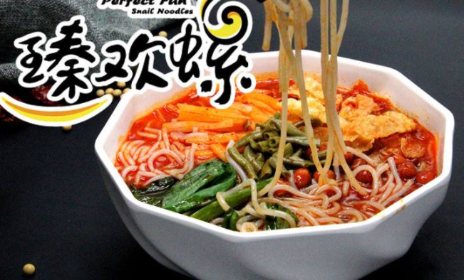 臻歡螺螺螄粉 臻歡螺螺螄粉品牌logo與食品包裝設(shè)計欣賞(圖4)