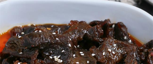 糯娃·辣上癮品牌logo與食品包裝設(shè)計(jì)欣賞(圖4)